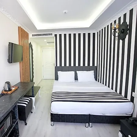 Cnr Inci Hotel