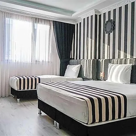 Cnr Inci Hotel 3*