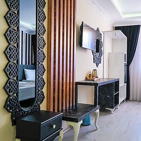 Cnr Inci Hotel